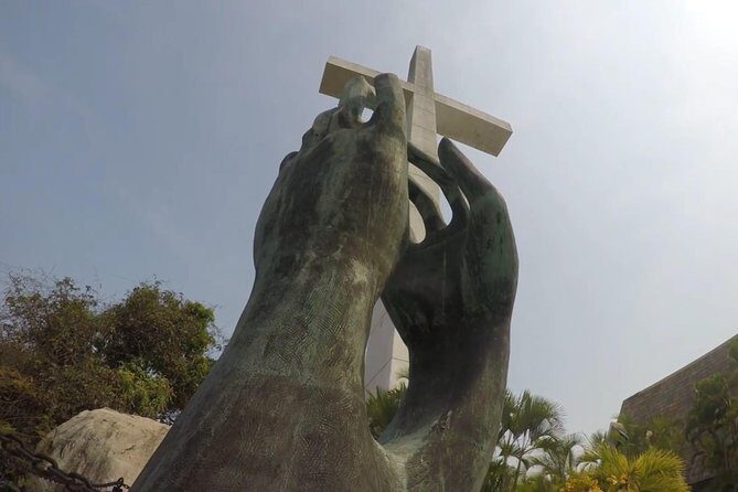 4Hrs City Tour Exclusively for Hotels, Divers, Chapel & Mural. - FAQ