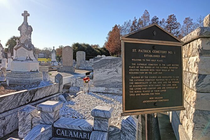 5 Cemeteries of New Orleans - Anne Rice's & other famous graves - Key Points