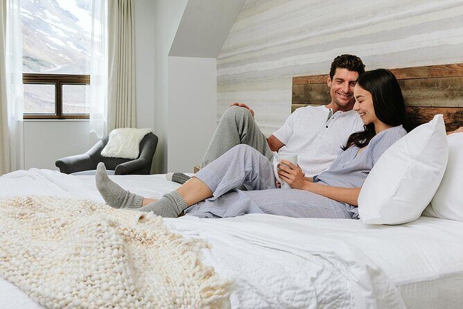 5 Day Rockies Mountains and Glaciers Tour, Icefield Parkway Hotel - A Deep Dive into the 5-Day Rockies Experience