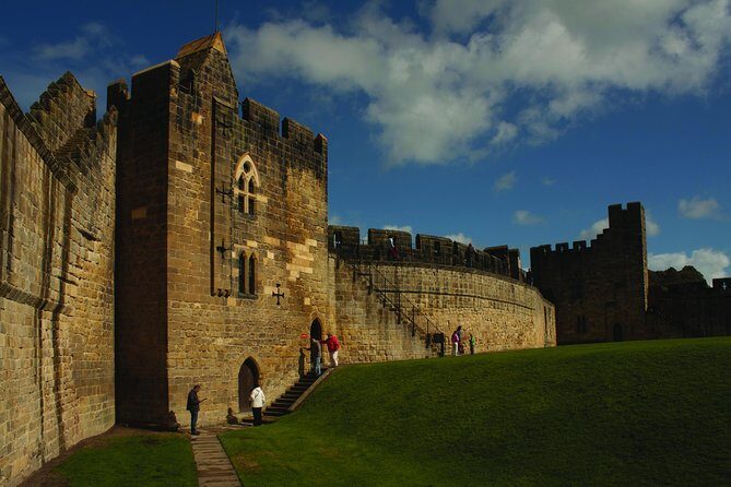 5-Day York, Lake District & Hadrian's Wall Tour from Edinburgh - Practical Aspects and Comfort