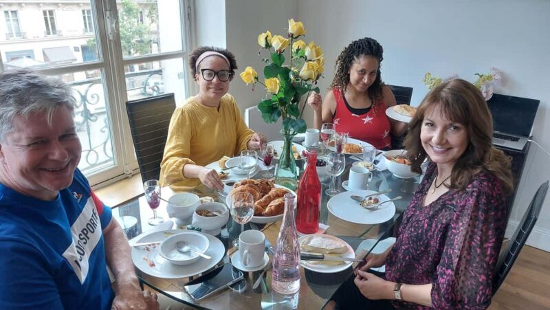 5 Days in Paris: Guided Trip (Complete Package) Shared Room - Key Points