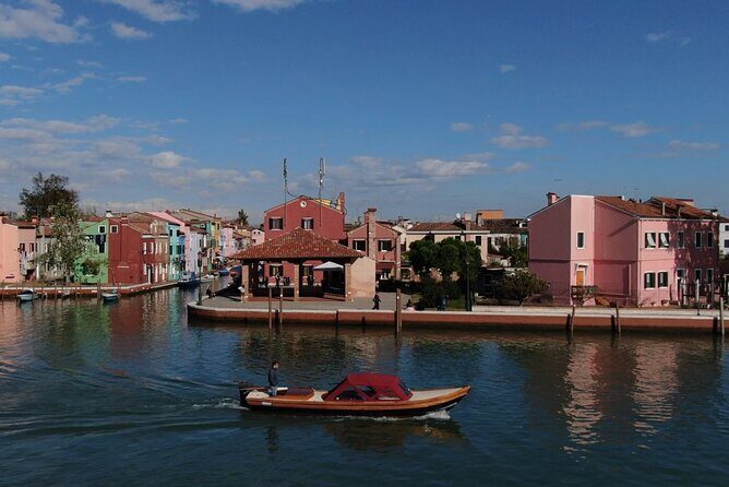 5-Hour Guided Tour of the Magic Islands by Vintage Boat in Venice - Who Will Love This Experience?