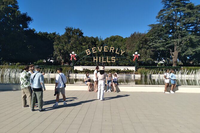 5 Hour Hollywood and Beverly Hills Shared Tour with 4 Stops - A Closer Look at What to Expect