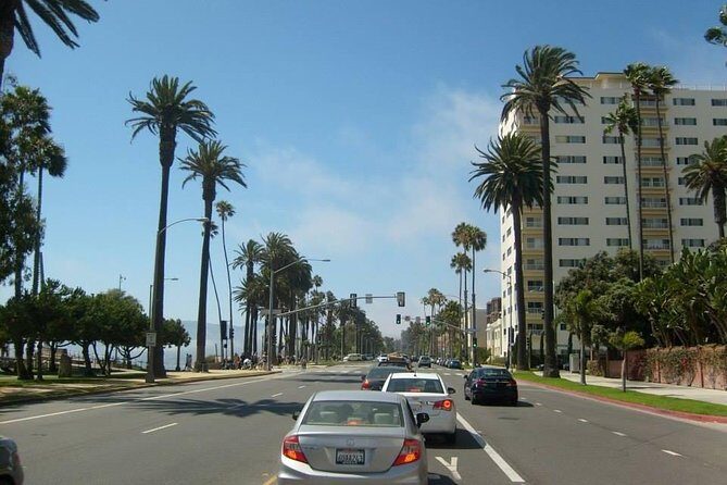 5-Hour Limo Tour of Hollywood, Beverly Hills, Santa Monica Venice and Malibu! - The Tour Breakdown: From Coastal Vibes to Celebrity Sights