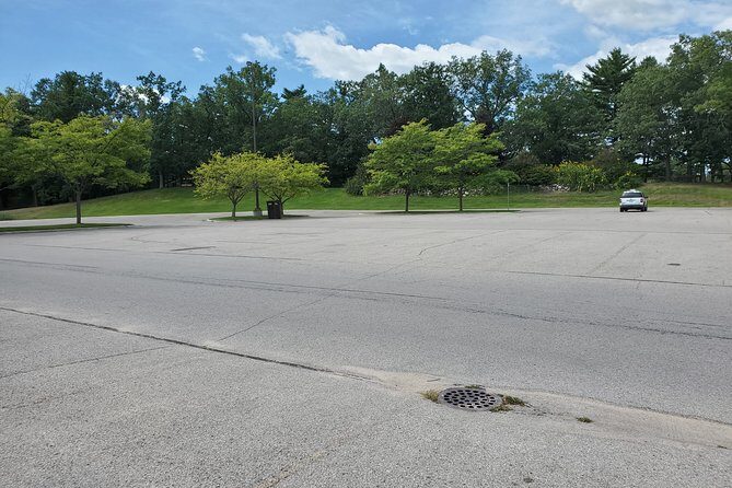 5-Hour Traverse City Wine Tour: 3 Wineries on Leelanau Peninsula - Who Should Consider This Tour?