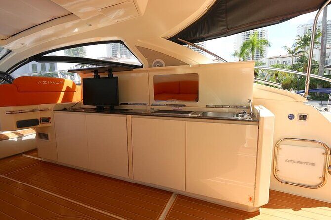 52' Azimut Yacht Charter - What You Can Expect During the Trip