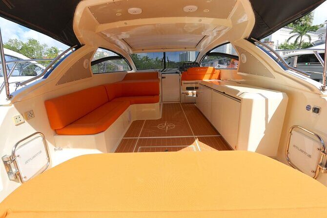 52' Azimut Yacht Charter - Who Is This Experience Best For?