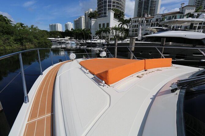 52' Azimut Yacht Charter - FAQ