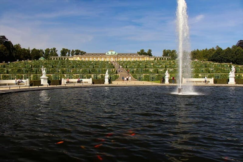 5h Potsdam private tour with Guide, Chauffeur & Photographer - Key Points
