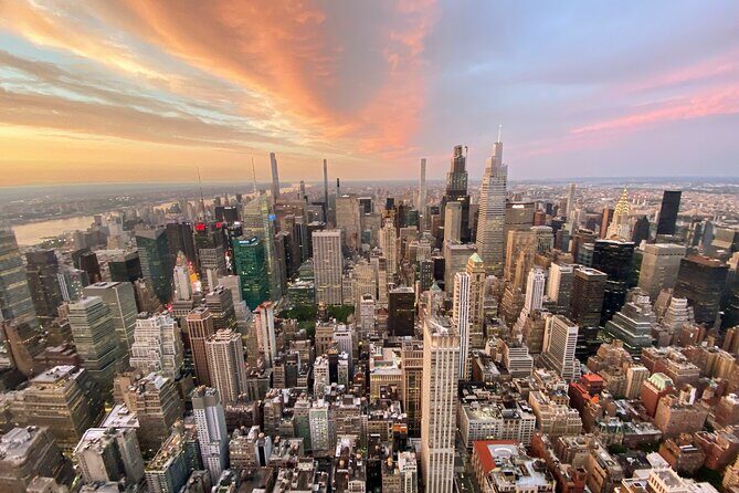 5th Avenue Stroll and Sunset at the Empire State Building - Key Points