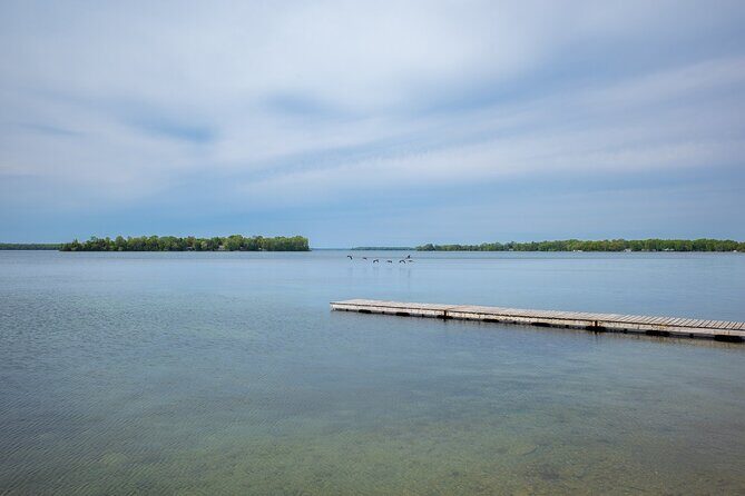 6-Day Small Group Tour:Toronto,Montreal,Niagara&Ontario Lakes - An Overview of the Tour Experience