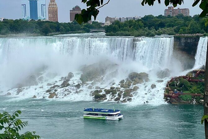 6 Day Toronto Montreal Quebec Niagara Falls Small Group Tour - Key Points