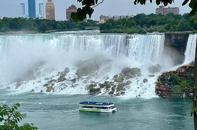 6 Day Toronto Montreal Quebec Niagara Falls Small Group Tour - Is This Tour Worth It?