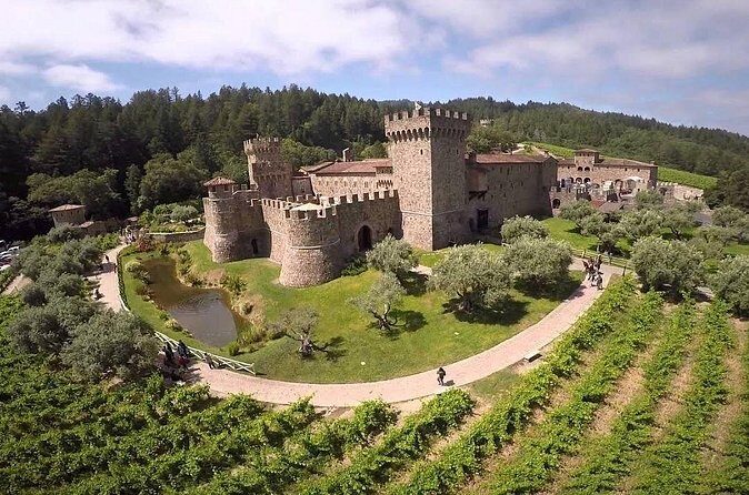 6-hour Private Luxury SUV Wine Tour in Napa Or Sonoma Valley - Is This Tour Right for You?