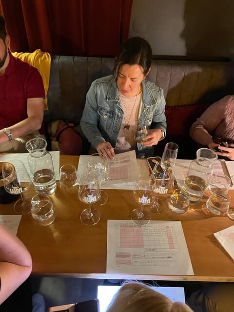 6-Tier Hungarian Wine Tasting at a Cozy Community Table - Key Points