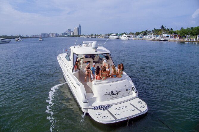60ft Luxury Yacht Charter in Fort Lauderdale, Florida - Key Points