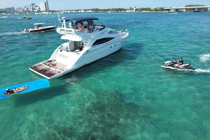 65ft Yacht Charter in Miami - What to Expect on Your Miami Yacht Adventure