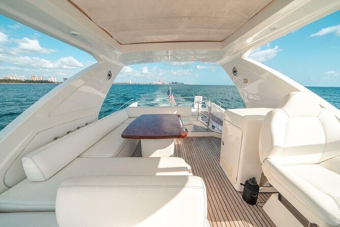 68ft LUXURY AZIMUT - Who will love this experience