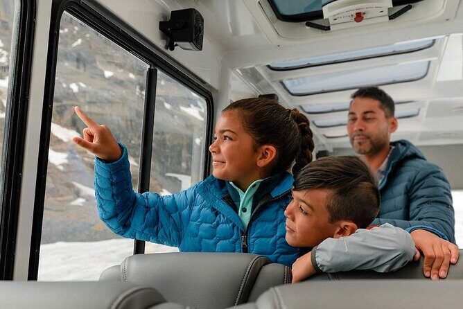 7-Day Rockies Tour: Banff, Yoho, Jasper, Waterton, Drumheller - Starting Off in Calgary