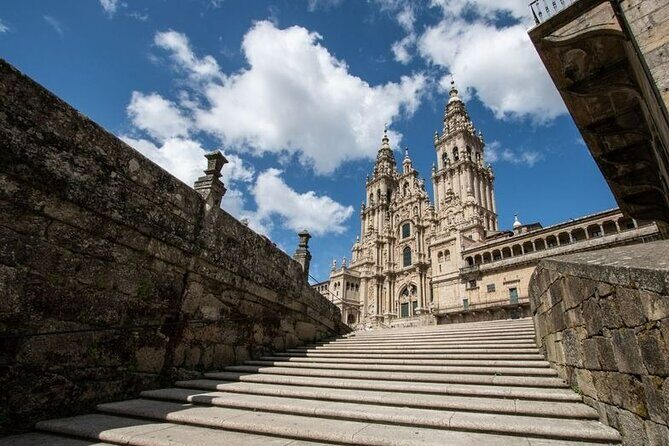 7-Day Tour of the French Way of Santiago from Sarria - The Journey from Sarria to Santiago: What to Expect