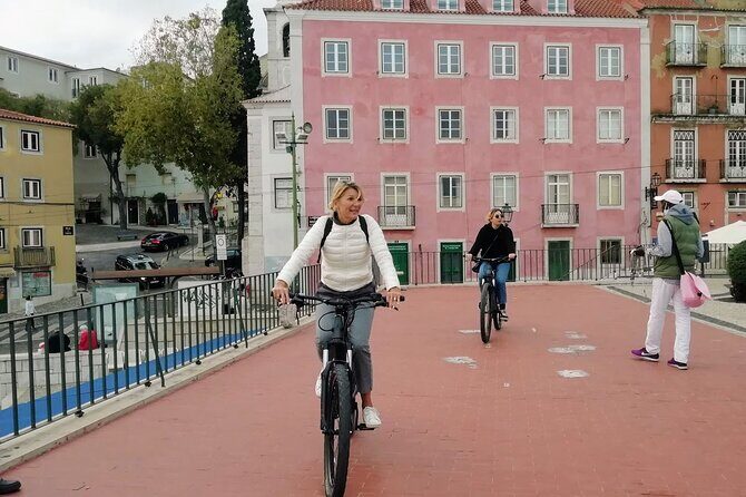 7 Hills and 14 Viewpoints - Lisbon E-Bike Tour - FAQs