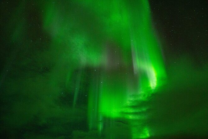 7 hours Tromsø Aurora Tour: Photos, snacks & warm drinks included - Who Is This Tour Best For?