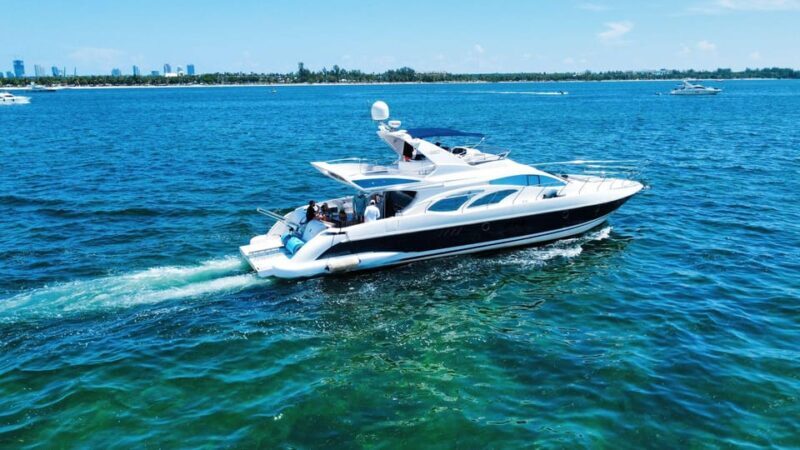 70ft Azimut available in Miami for up to 13 people. - Final Thoughts