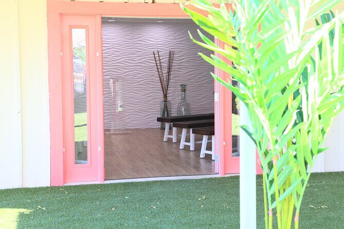 77 Sign & Go Wedding at Hawaiian Wedding Chapel - What to Expect from the Experience