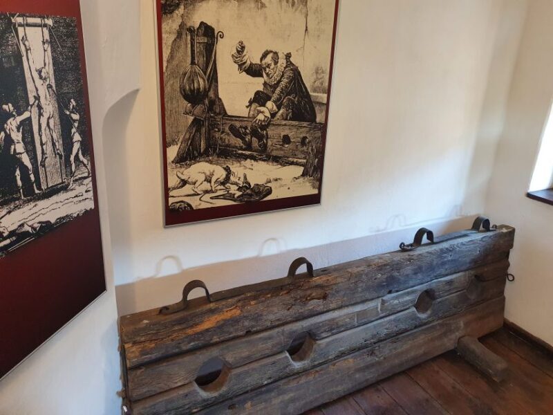 7h Dracula's Castle Private Tour from Bucharest - Fast Tour - Who Is This Tour Best For?