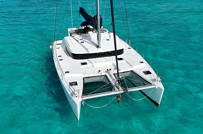 7hrs/60ft Luxury Catamaran Private Charter Cancun to Isla Mujeres - FAQs