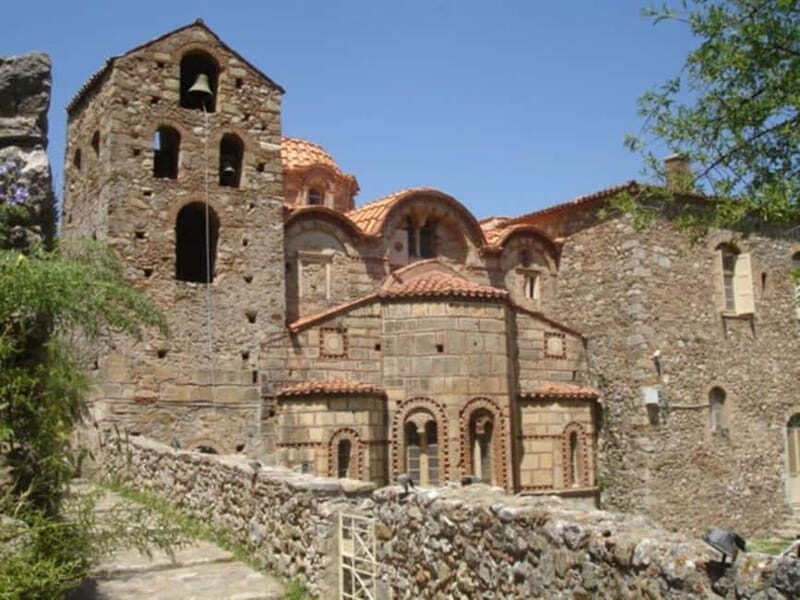 8-day Archaeology & Activity Holiday in Greece - Key Points