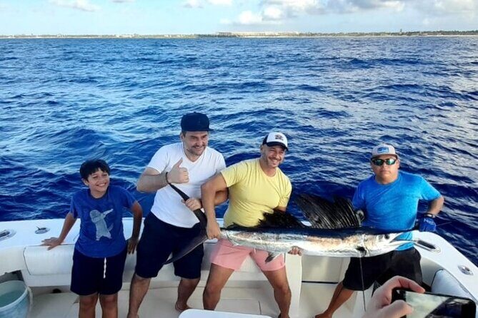 8 Hour Private Fishing Tour in Puerto Aventuras Riviera Maya - What to Expect from the Itinerary