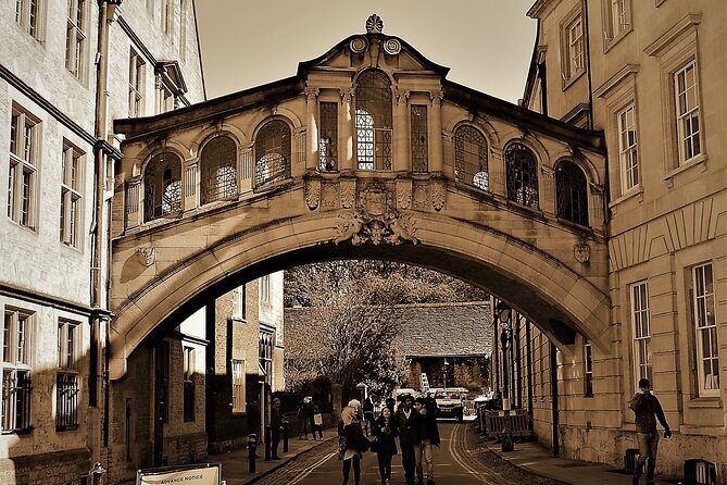 90 Minute Classic Walking Tour of Oxford - FAQs