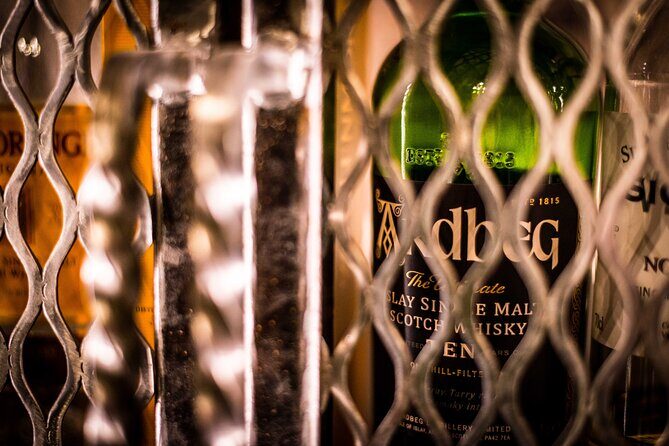 90-minute introduction to Whisky in the Old Town of Edinburgh - Key Points