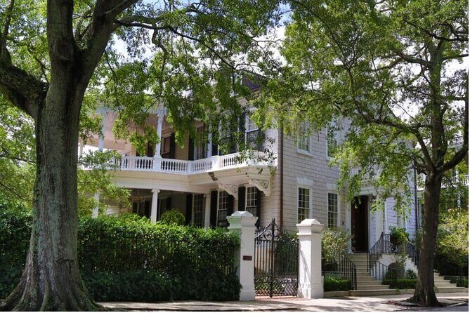 90 Minute Sightseeing Bus Tour of Historic Charleston - Key Points