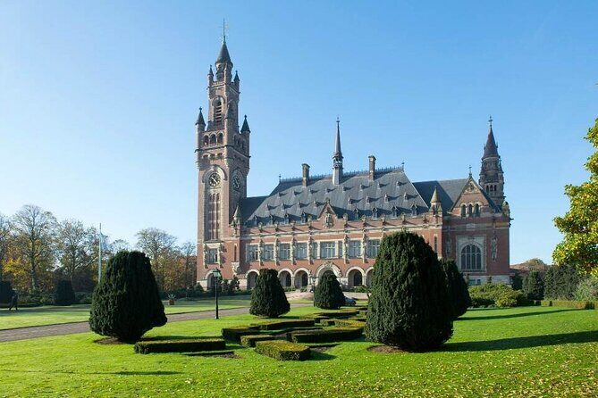 90 minutes Self Guided Walking Tour with puzzles in Den Haag - Itinerary Breakdown: A Closer Look