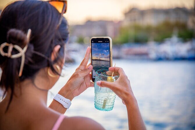 A 2 hours Local Tapas and sailing adventure in Barcelona - FAQs