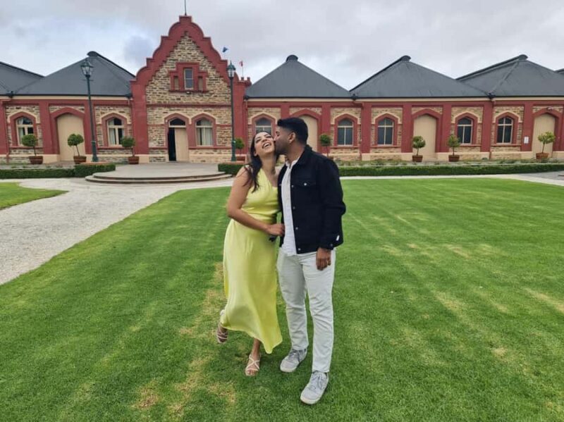 A Barossa Valley pickup: Wine and Heritage Tour, Local Guide - FAQ