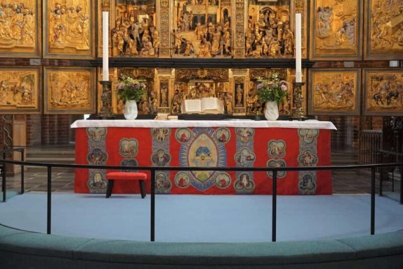 A Big Easy Tour; Cathedral, Viking Ships & Palace - Who Will Love This Tour?