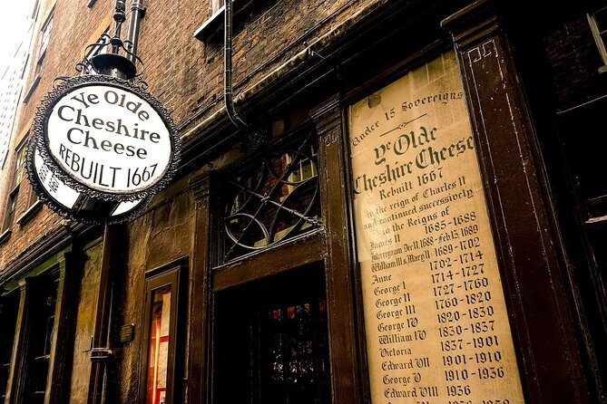 A Christmas Carol and Charles Dickens Old London Walking Tour - The Sum Up