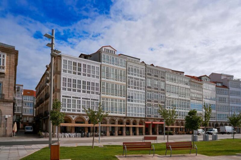 A Coruña: Historic Walking Tour Old Town and Highlights - What to Expect from the Tour