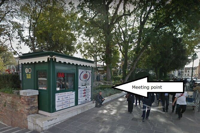 A day among the most beautiful mountains in the world, the Dolomites and Lake Braies - Exploring the Dolomites: A Scenic Journey from Venice