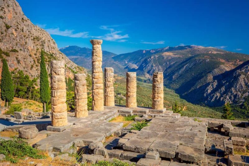 "A day Tour:Battle of Thermopylae & Delphi Oracle Tour" - Key Points