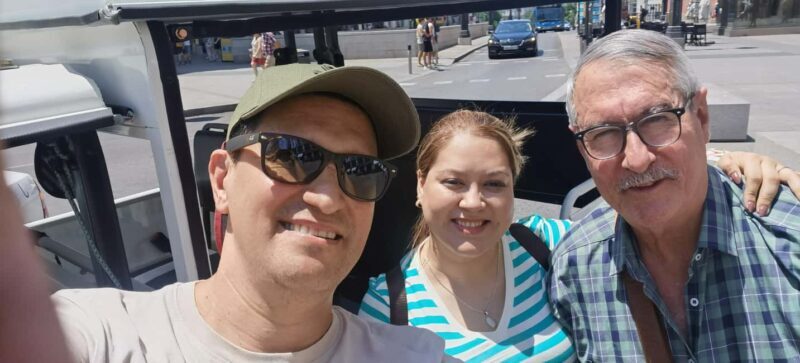 A more complete and fun audio-guided tour with an urban tuk-tuk - Key Points