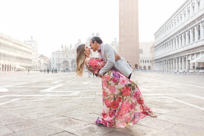 A must have City Portrait Session - Why Choose the Venice City Portrait Session?