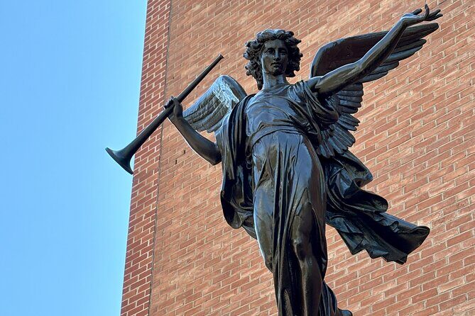 A Self Guided Audio Tour of Ottawa's Hidden History - How This Tour Compares to Other Experiences