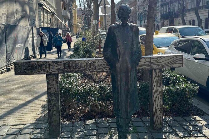 A Self-Guided Tour Through Budapest's Jewish Quarter - FAQs