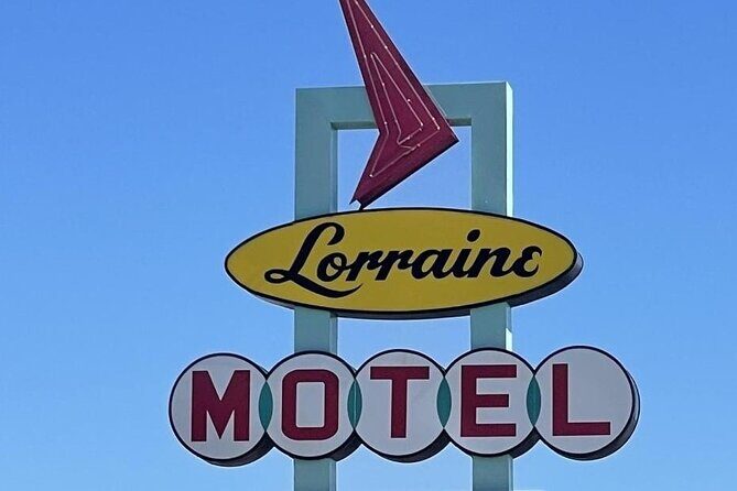 A Self Guided Walking Tour of Brews, Blues and BBQ in Memphis - Key Points