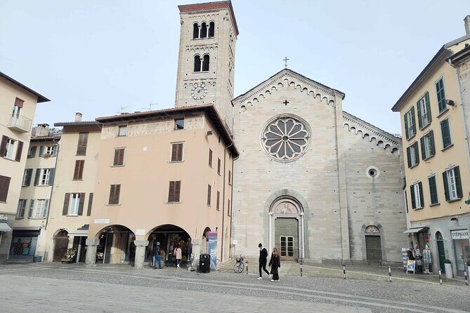 A Self-Guided Walking Tour of Como and its Breathtaking Lakeside - Key Points