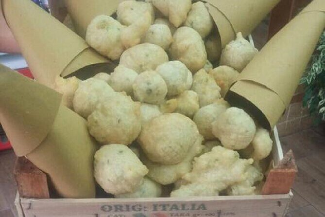 A Street Food Journey Through Heart of Naples - What You Should Know Before Booking